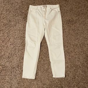 Everlane white skinny jean